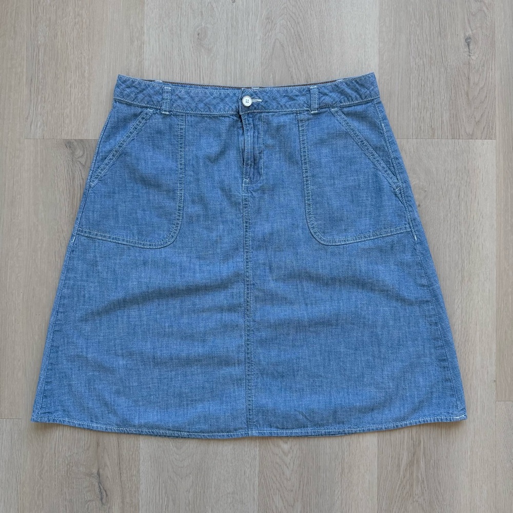 Tommy Hilfiger Denim Skirt - size 6